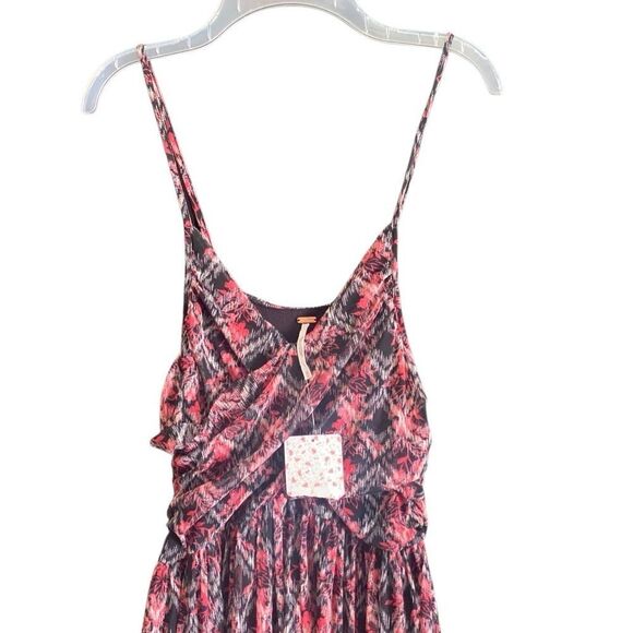 NWT Free People Peacemaker Red/Black Midi Dress. Size Medium - Picture 3 of 9
